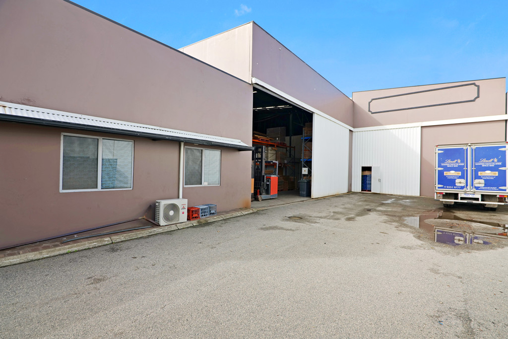 gallery image: 29-31 Division Street, Welshpool WA