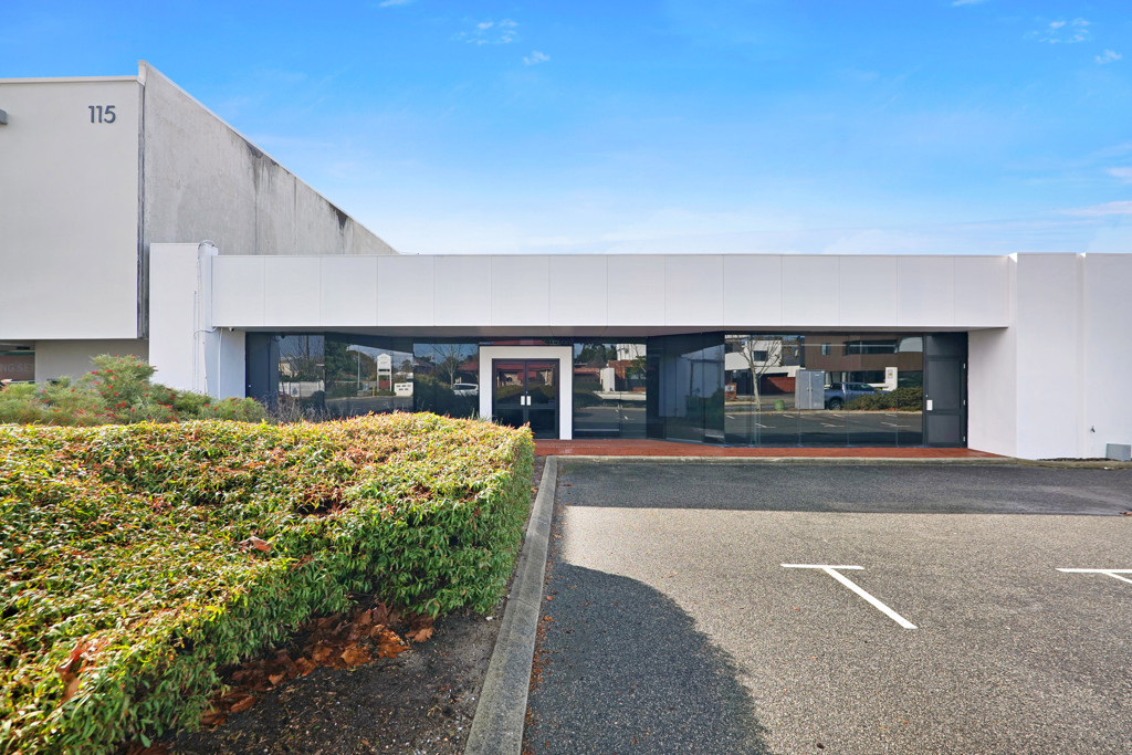 gallery image: Units 1 & 2/147-151 Belmont Avenue, Belmont WA