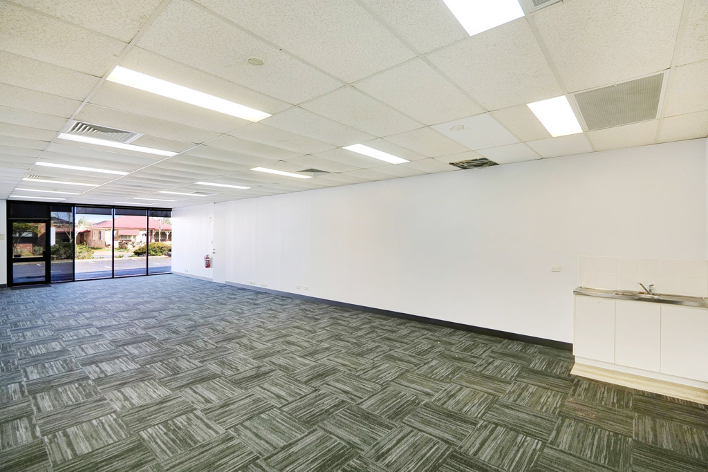 gallery image: Units 1 & 2/147-151 Belmont Avenue, Belmont WA
