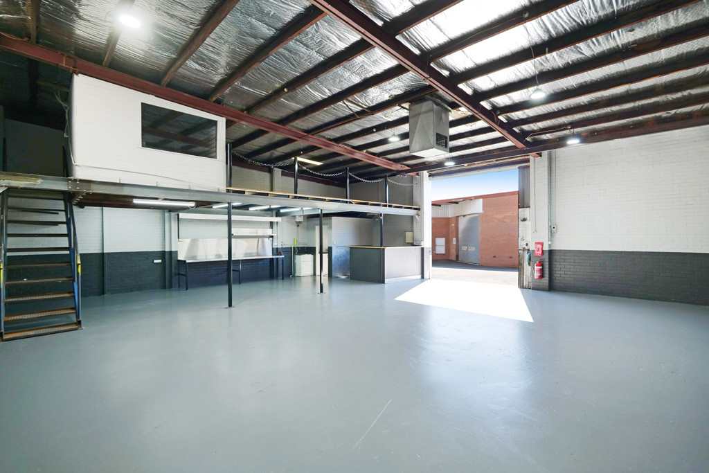 gallery image: 4/108 Briggs Street, Welshpool WA