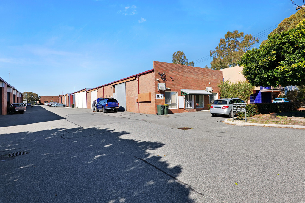 gallery image: 4/108 Briggs Street, Welshpool WA