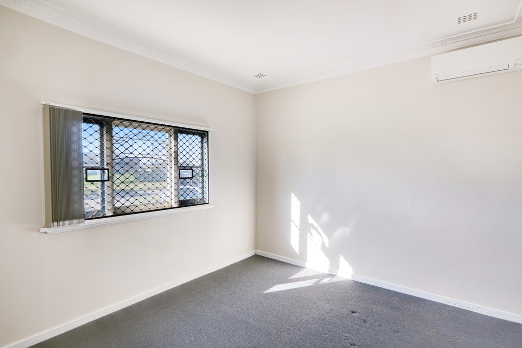 gallery image: 1 Brockman Road, Midland WA