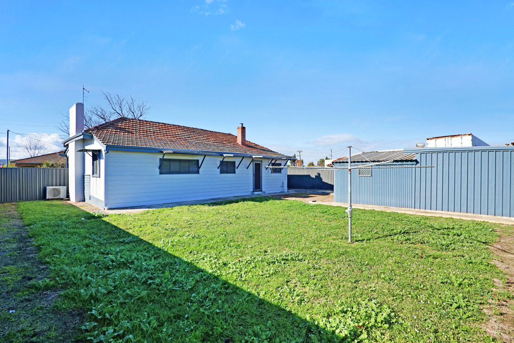 gallery image: 1 Brockman Road, Midland WA
