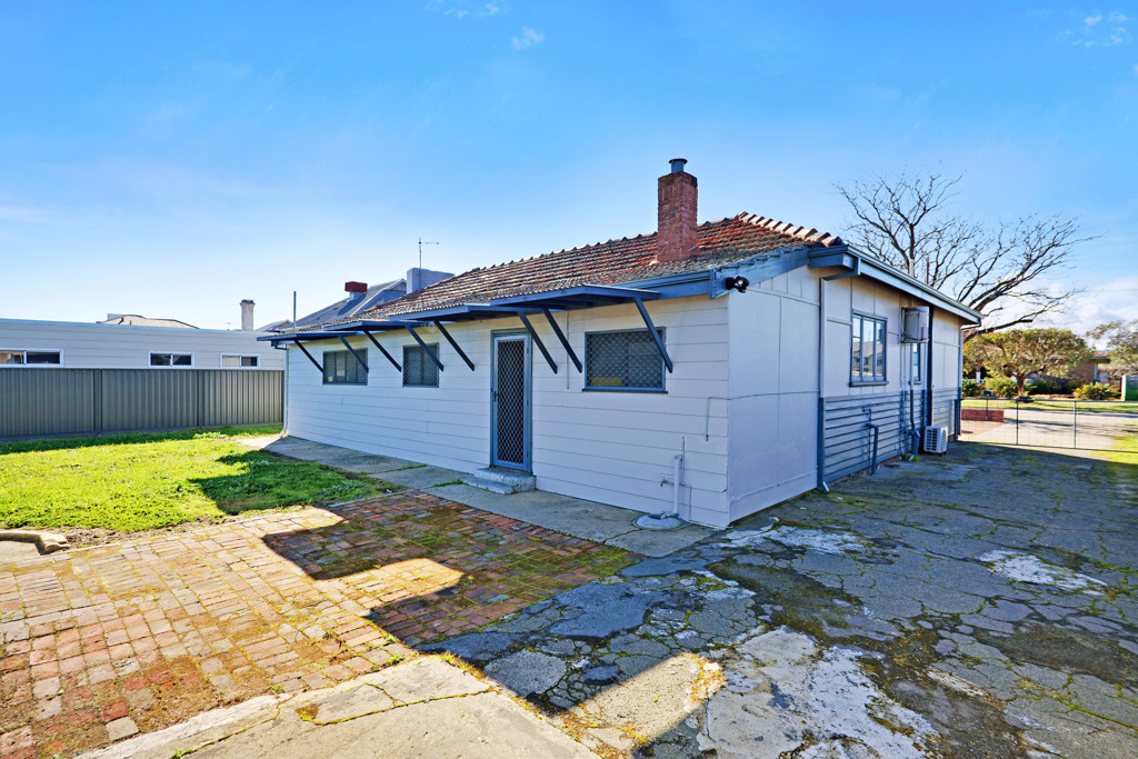 gallery image: 1 Brockman Road, Midland WA