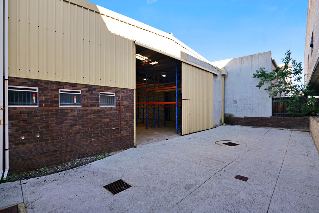 gallery image: 14 Brown Street, East Perth WA