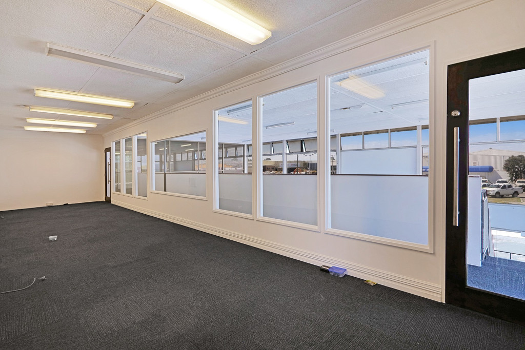 gallery image: 2/82 Belmont Avenue, Belmont WA