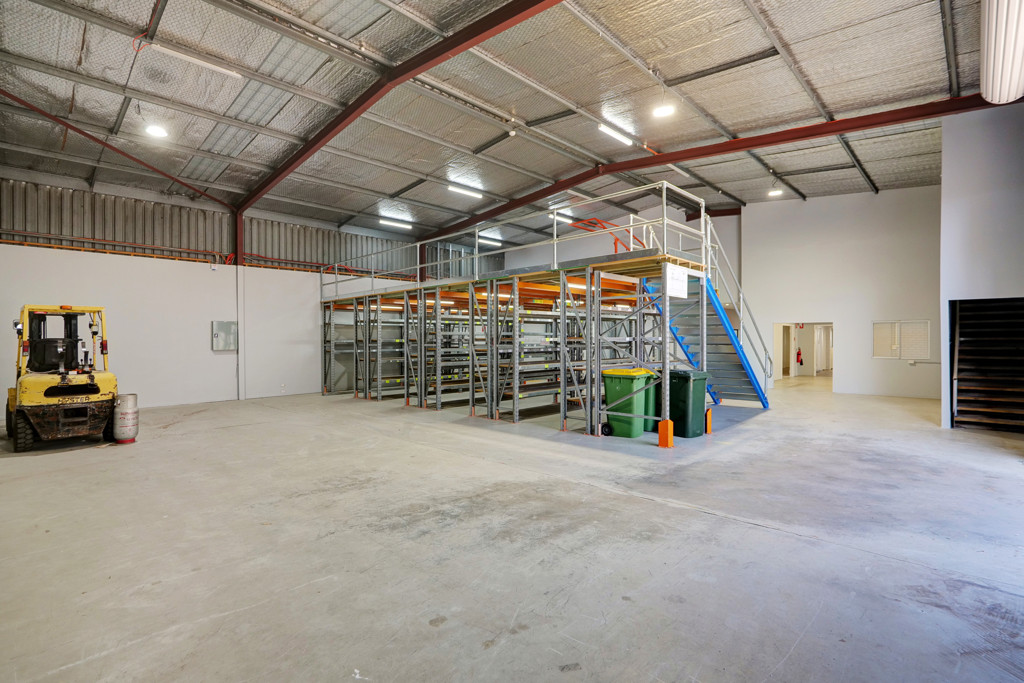 gallery image: 1/79 Robinson Avenue, Belmont WA