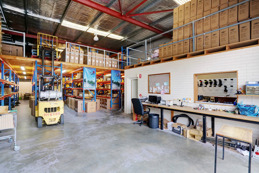 gallery image: Unit 6/52-54 Kent Street, Cannington WA