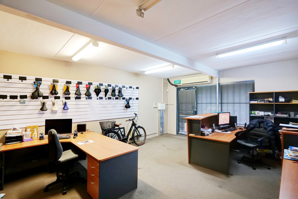 gallery image: Unit 6/52-54 Kent Street, Cannington WA