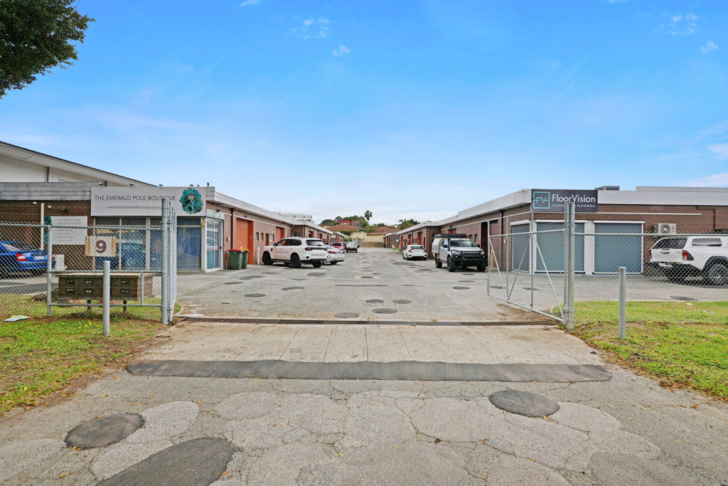 gallery image: 5/9 Milford Street, East Victoria Park WA
