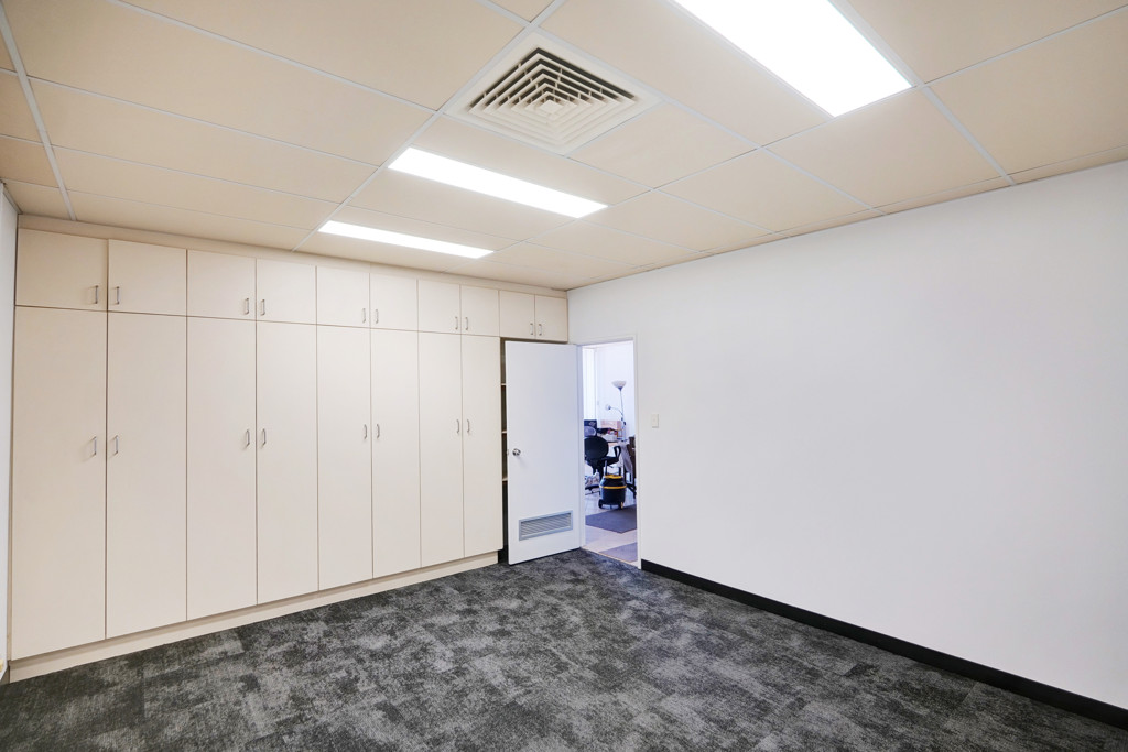 gallery image: 7 Savill Place, Carlisle WA