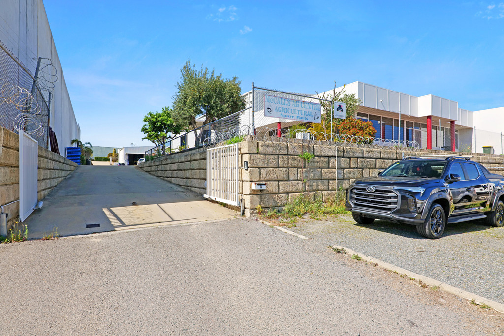 gallery image: 7 Savill Place, Carlisle WA