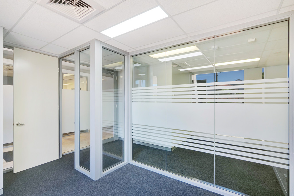 gallery image: 1/353 Shepperton Road, East Victoria Park WA