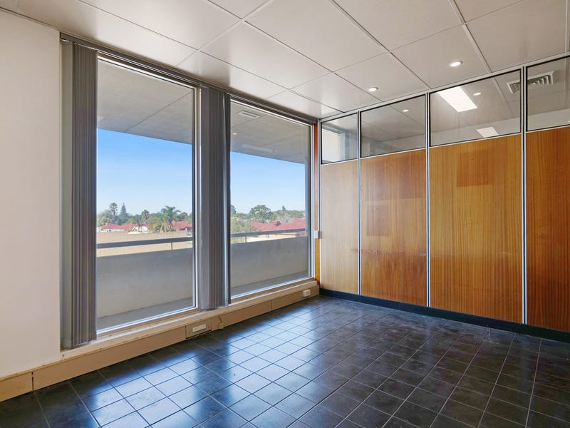 gallery image: 10/4-8 Queen Street, Bentley WA