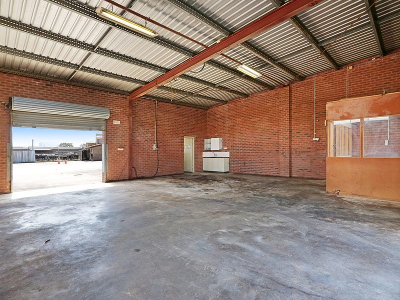gallery image: 244 Treasure Road, Welshpool WA