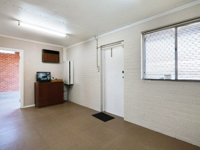 gallery image: 244 Treasure Road, Welshpool WA