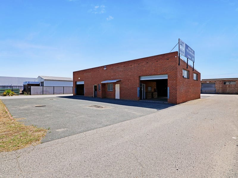 gallery image: 244 Treasure Road, Welshpool WA