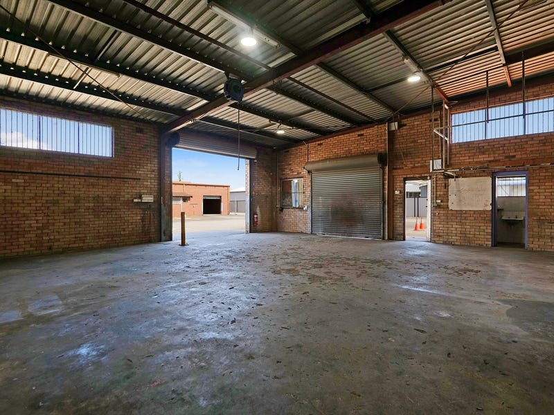 gallery image: 244 Treasure Road, Welshpool WA