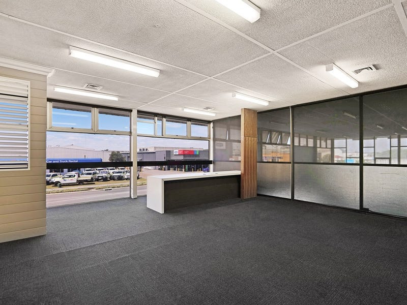 gallery image: Unit 2/82 Belmont Avenue, Belmont WA