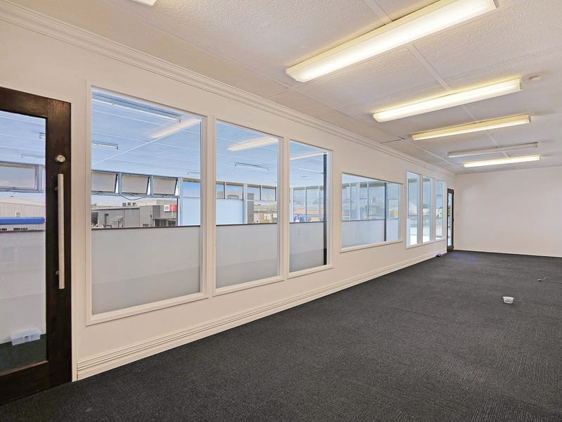 gallery image: Unit 2/82 Belmont Avenue, Belmont WA
