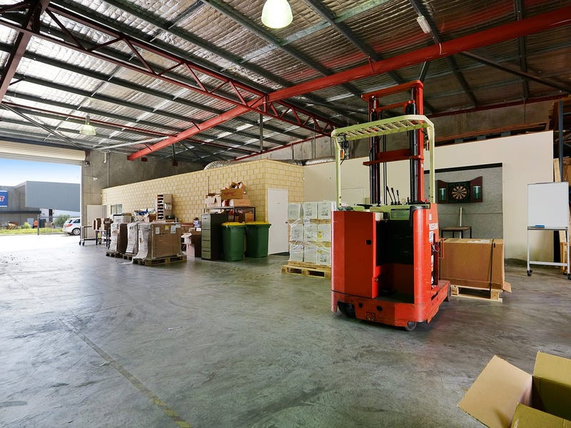 gallery image: 38 Hargreaves Street, Belmont WA