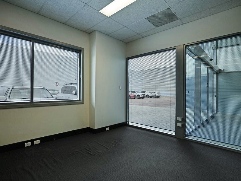 gallery image: Unit 7/44 Belmont Avenue, Belmont WA