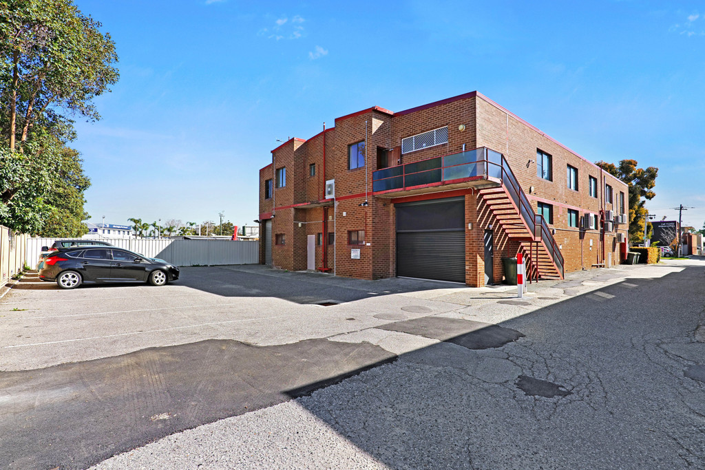gallery image: 1/20 Teddington Road, Burswood WA