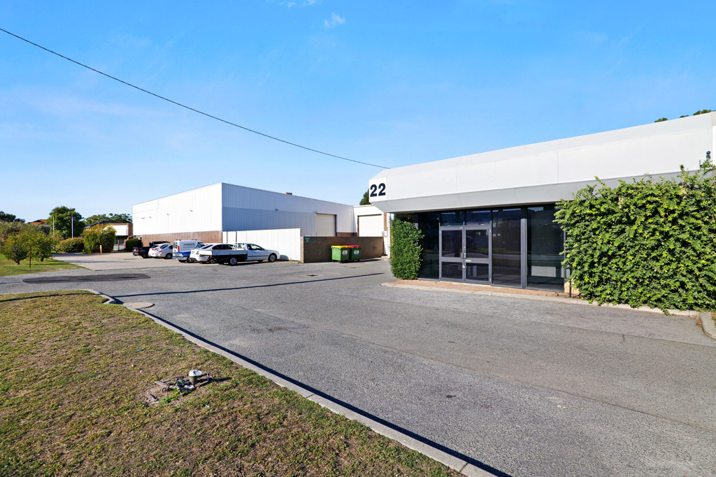 gallery image: 22 Belgravia Street, Belmont WA