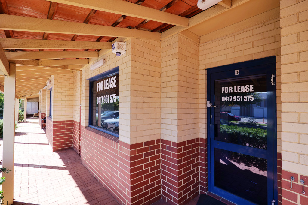 gallery image: Unit 4/226 Fulham Street, Cloverdale WA