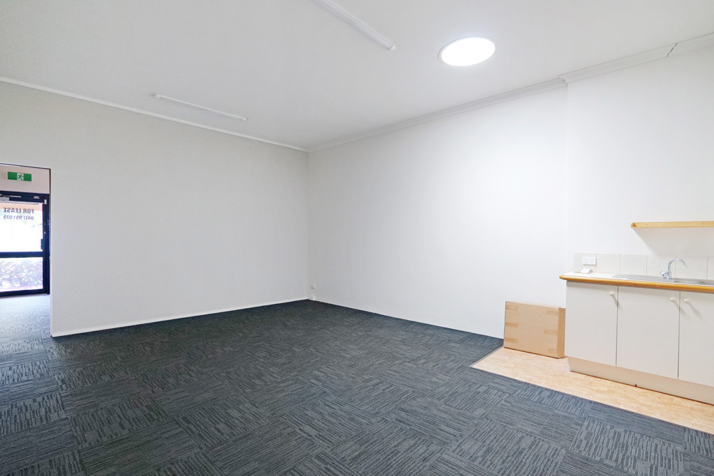 gallery image: Unit 4/226 Fulham Street, Cloverdale WA