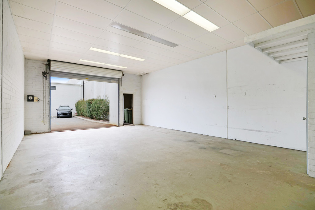 gallery image: Unit 3/147-151 Belmont Avenue, Belmont WA