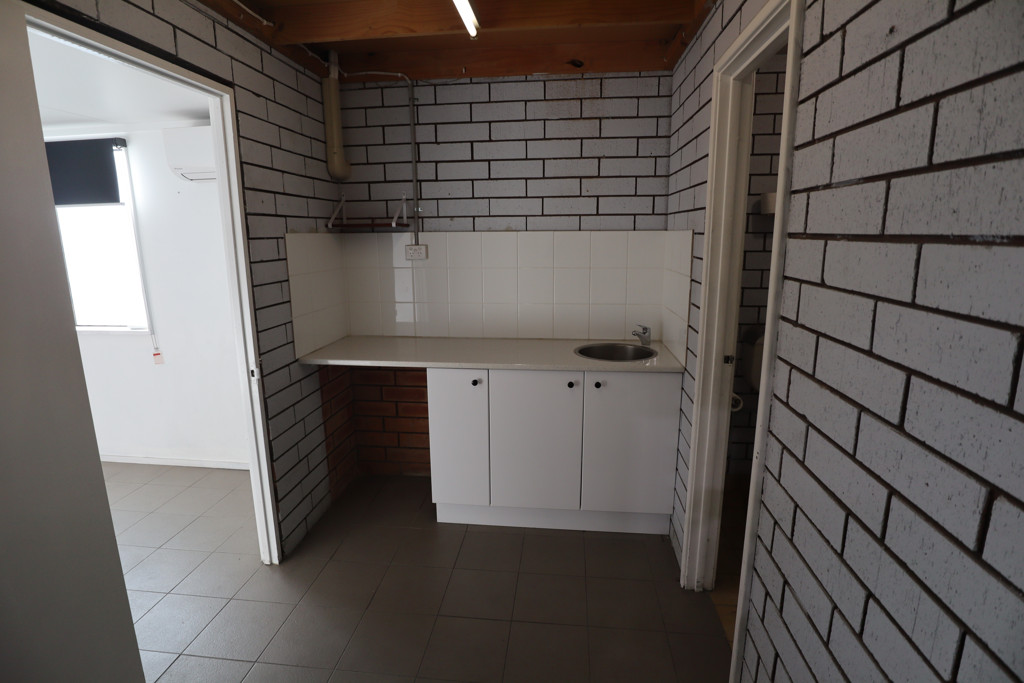 gallery image: Unit 18/86 Beechboro Road South, Bayswater WA