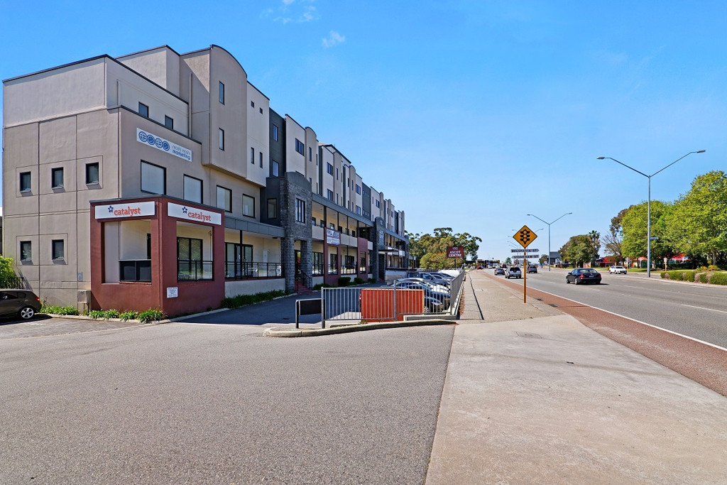 gallery image: 102/152 Great Eastern Highway, Ascot WA