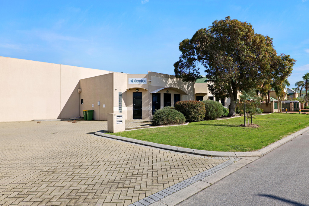 gallery image: 2/18 Hehir Street, Belmont WA