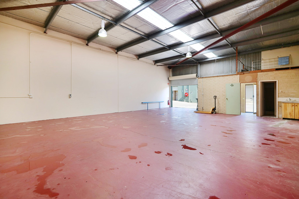 gallery image: 1/92-94 Briggs, Welshpool WA