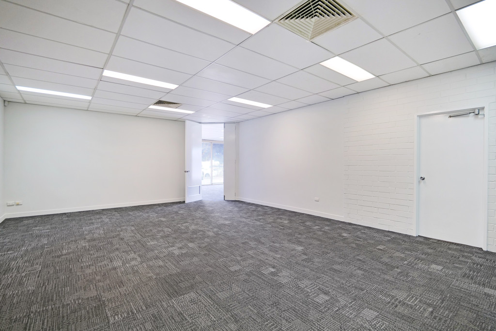 gallery image: 176 Campbell Street, Belmont WA