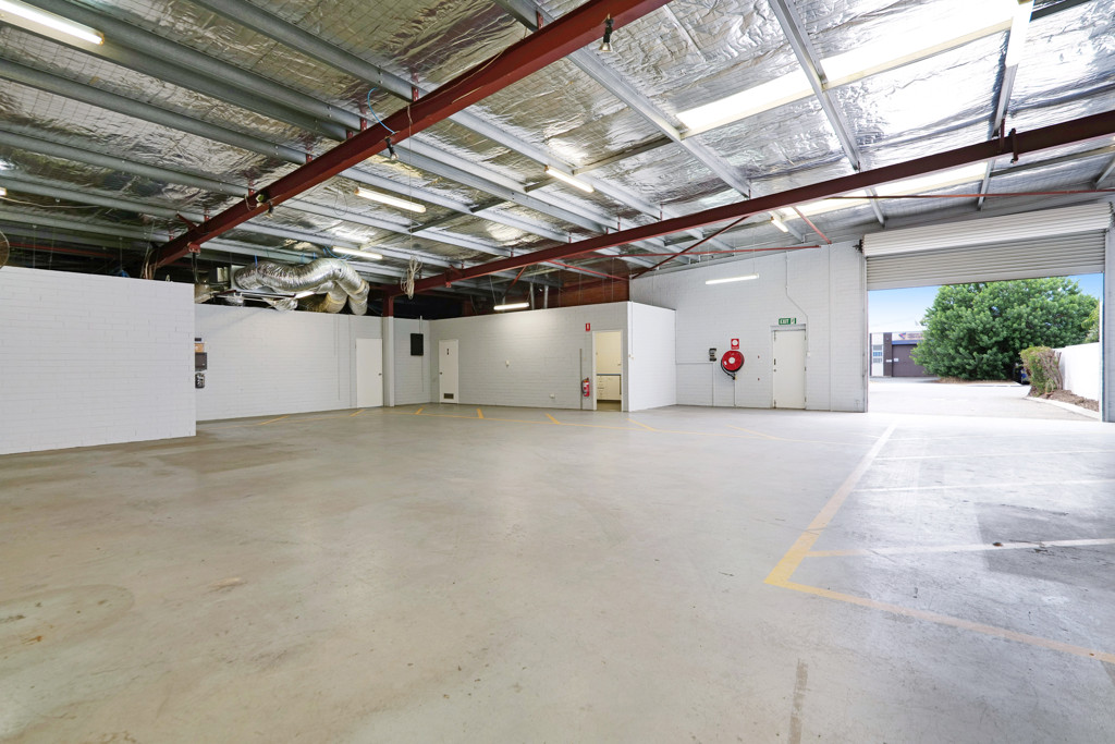 gallery image: 176 Campbell Street, Belmont WA