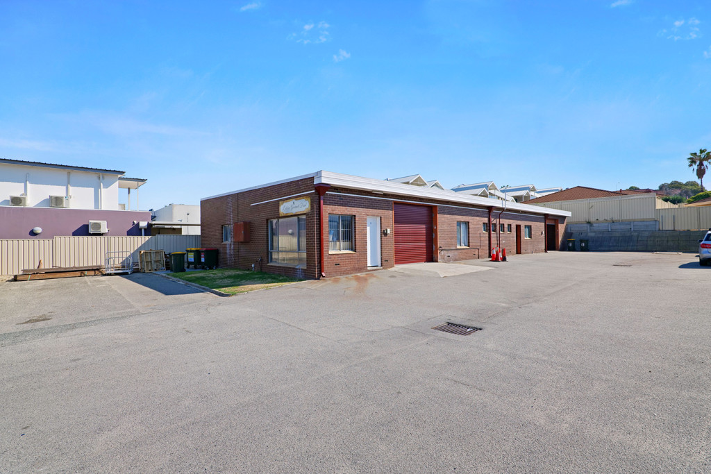 gallery image: 13/9 Milford Street, East Victoria Park WA