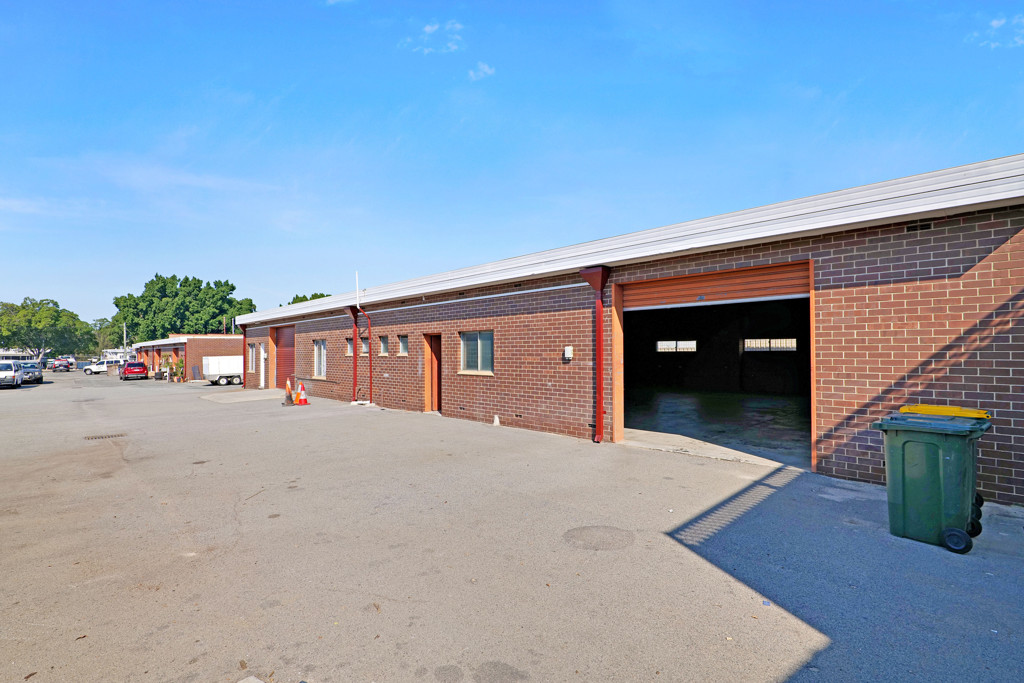 gallery image: 13/9 Milford Street, East Victoria Park WA