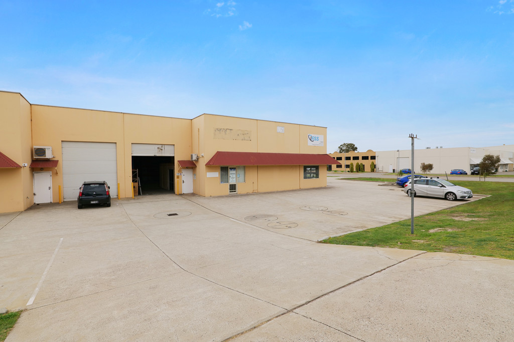 gallery image: Unit 3/17 Casino Street, Welshpool WA