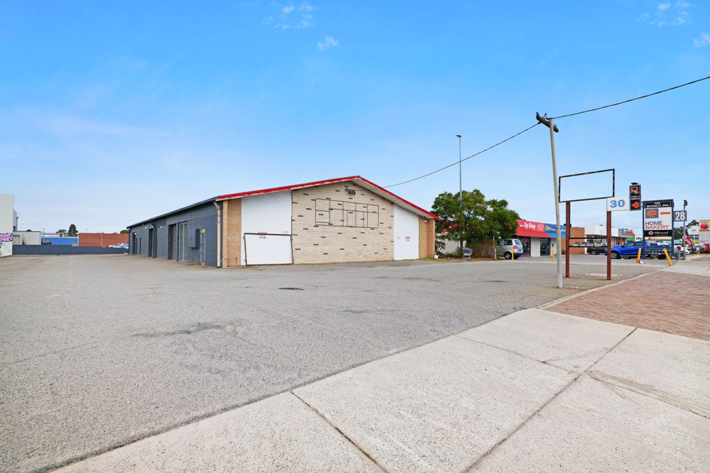 gallery image: 1/30 Rudloc Road, Morley WA
