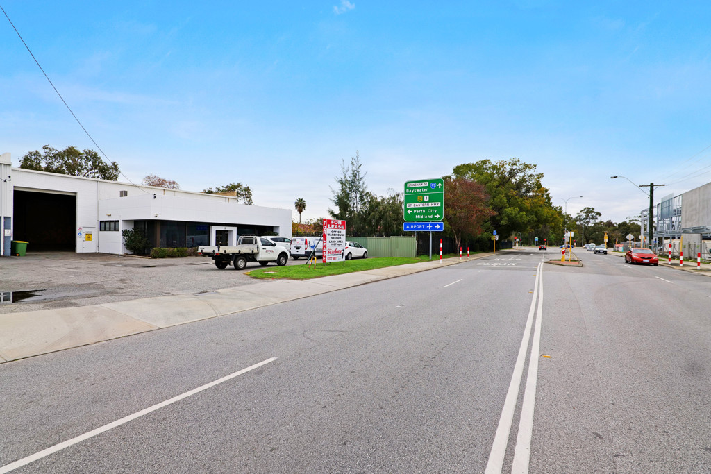 gallery image: 14 Belgravia Street, Belmont WA