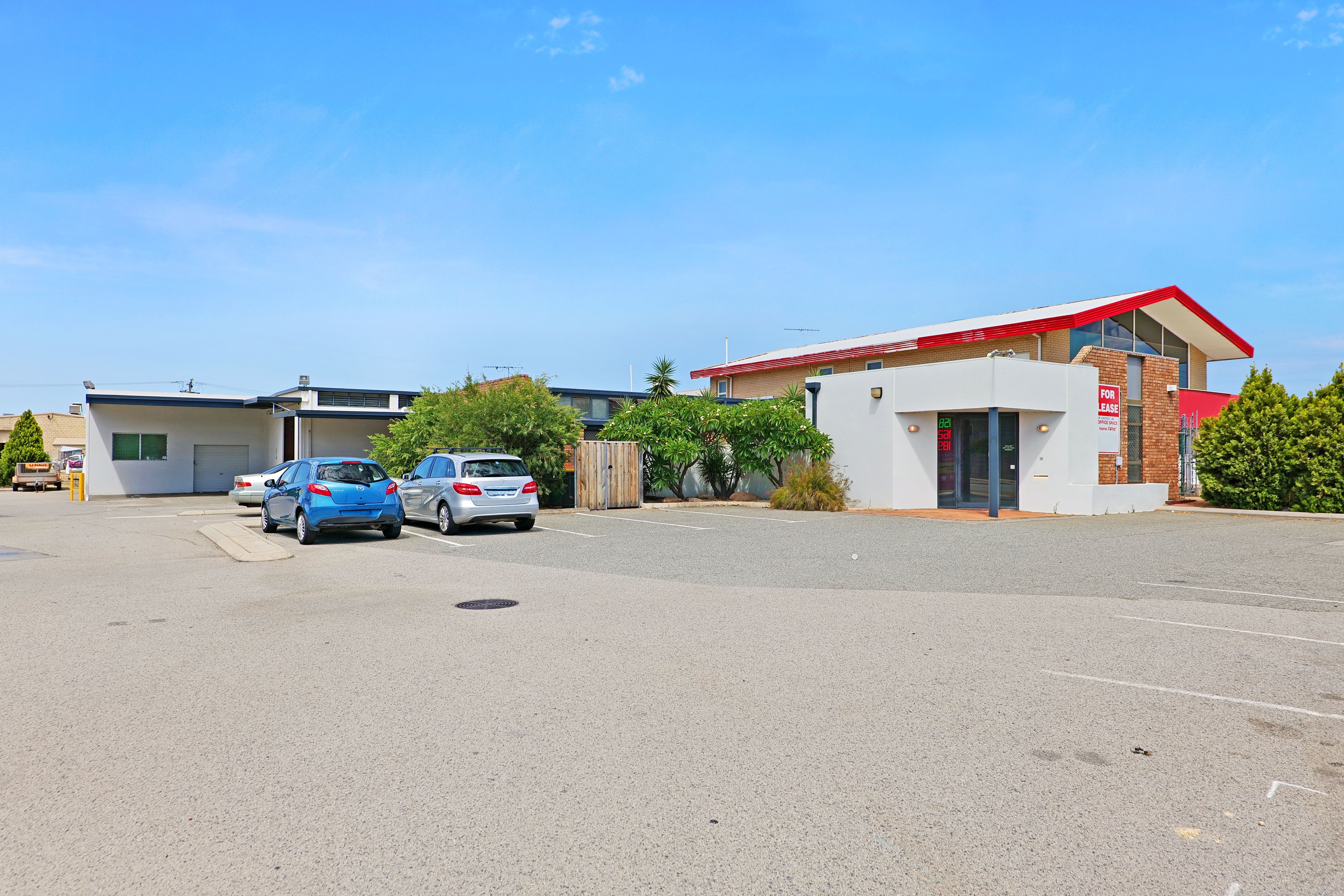 16 Clayton Street, Bellevue WA