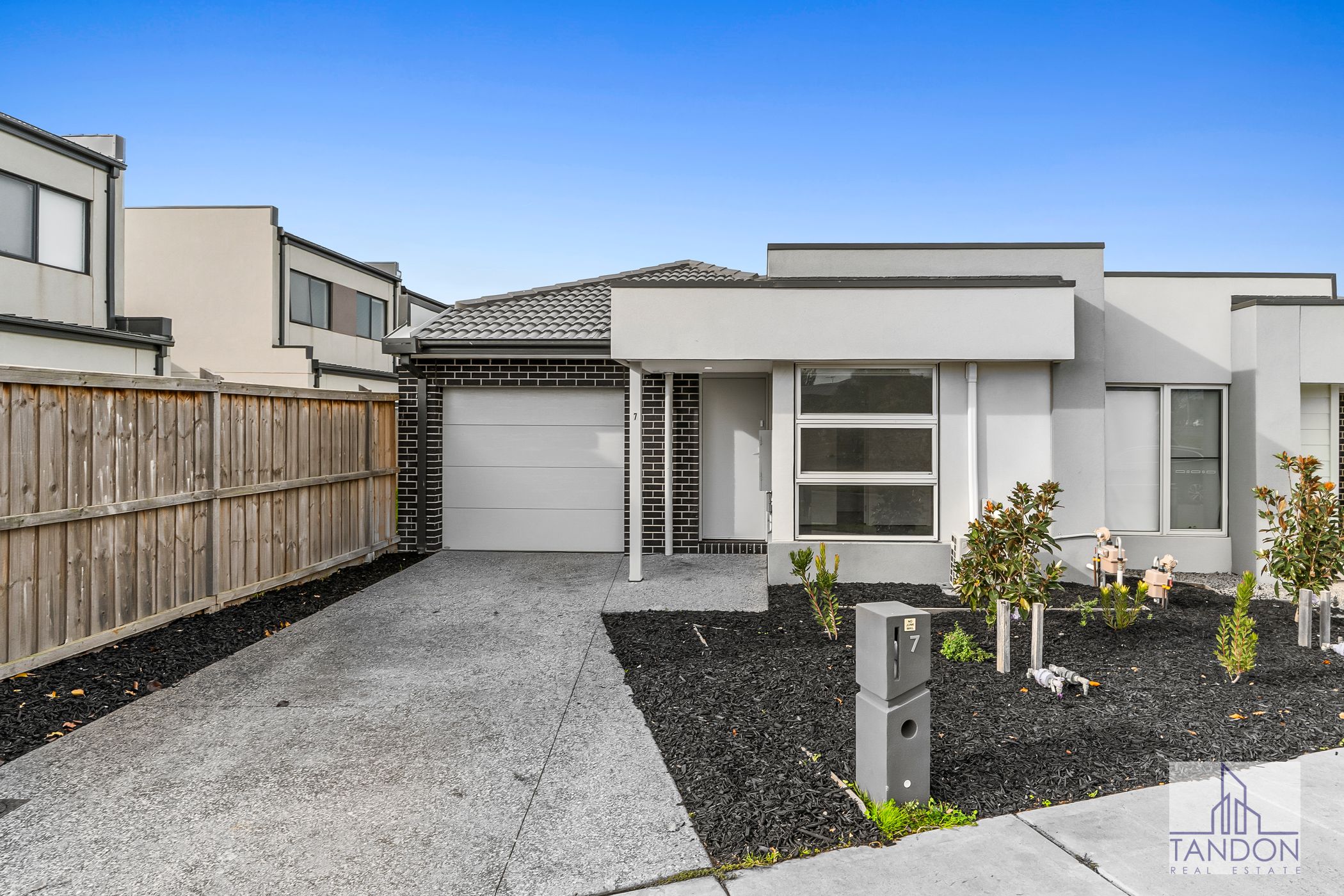 7 Fitzrovia Drive, Wyndham Vale VIC