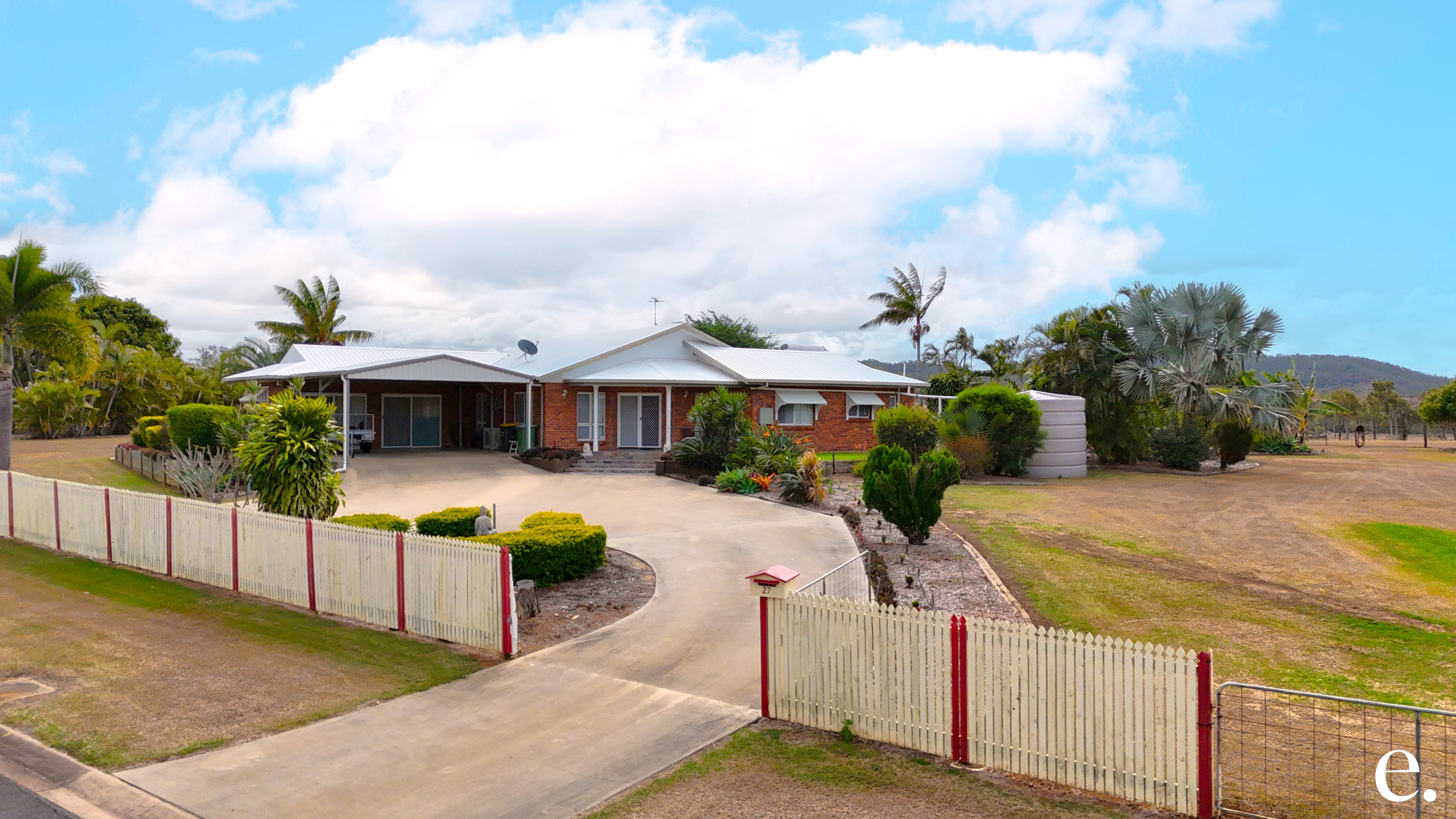 27-31 Constance Avenue, Rockyview QLD 4701