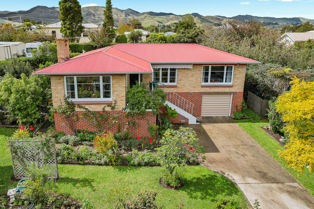 Paeroa Properties for Sale Harcourts Goldstar