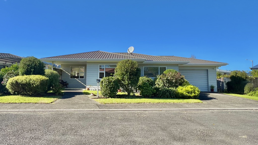 4 Allman Drive, Coromandel