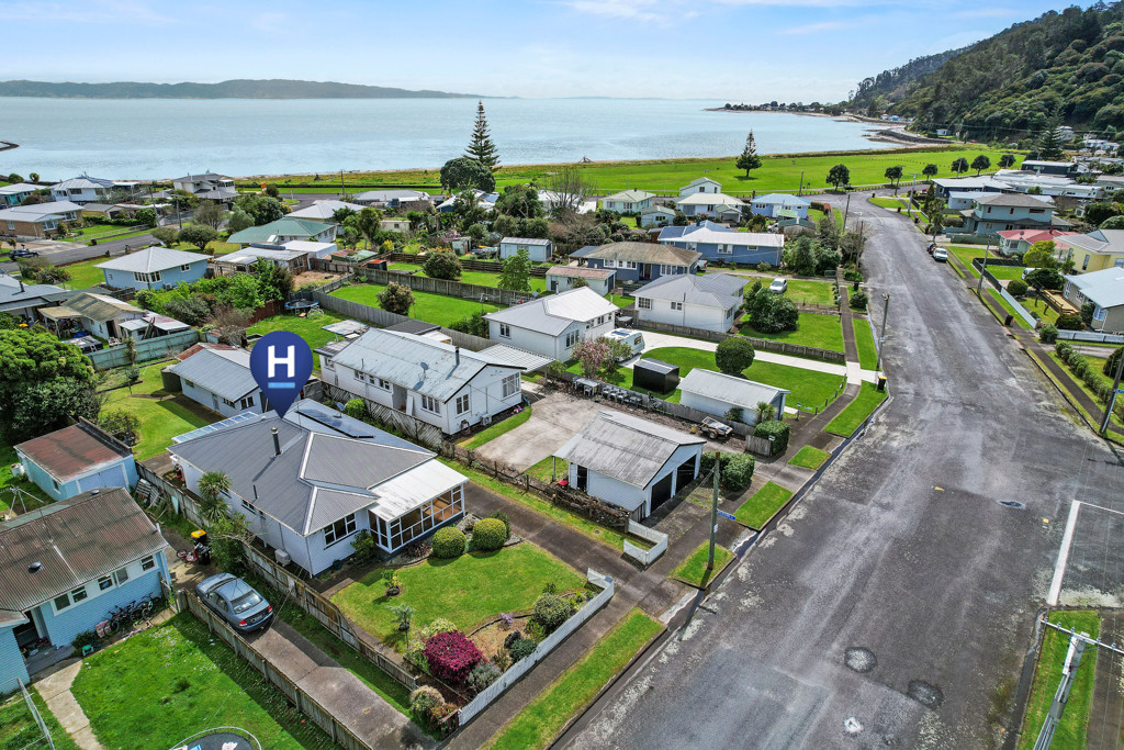 209 Kuranui Street, Thames-Coromandel