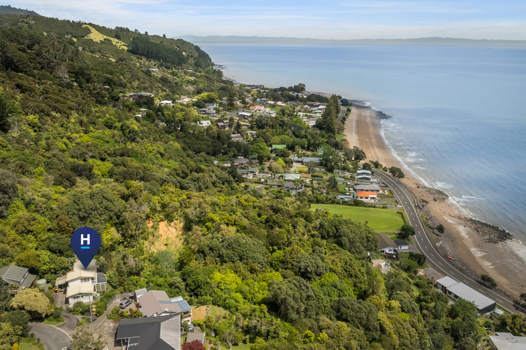 10 Adams Road, Thames-Coromandel