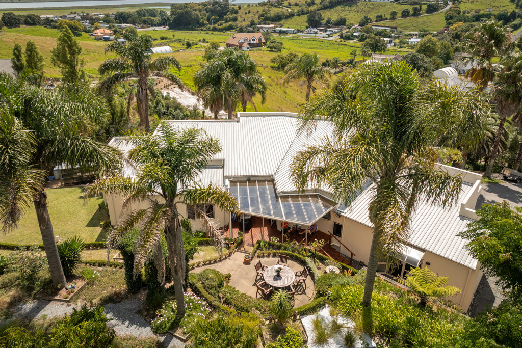 24 Sawmill Road, Thames